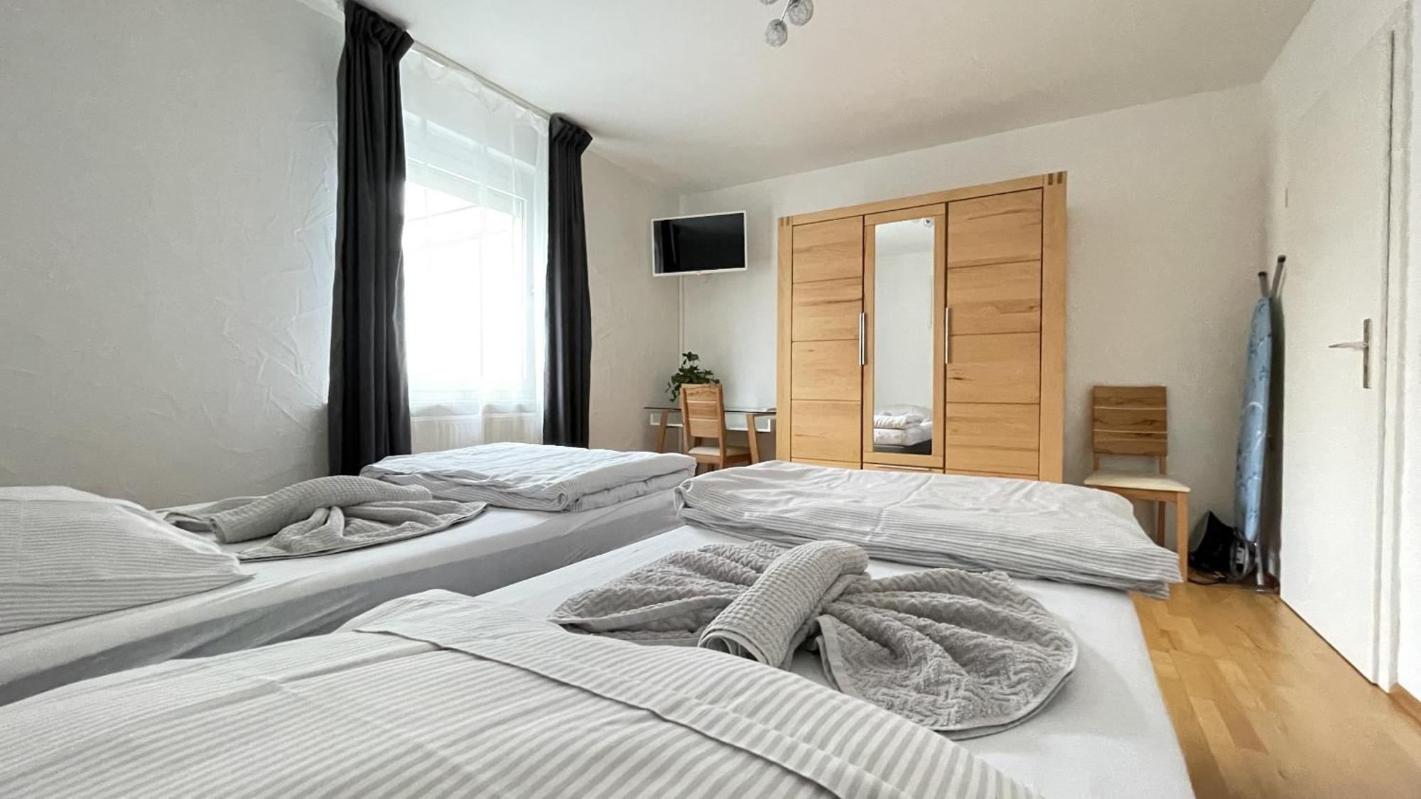 Fewo Reutlingen Heinestrasse Екстер'єр фото